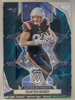 Henry, Hunter 2022 Panini mosaic genesis 136 PATRIOTS RAZORBACKS CHARGERS