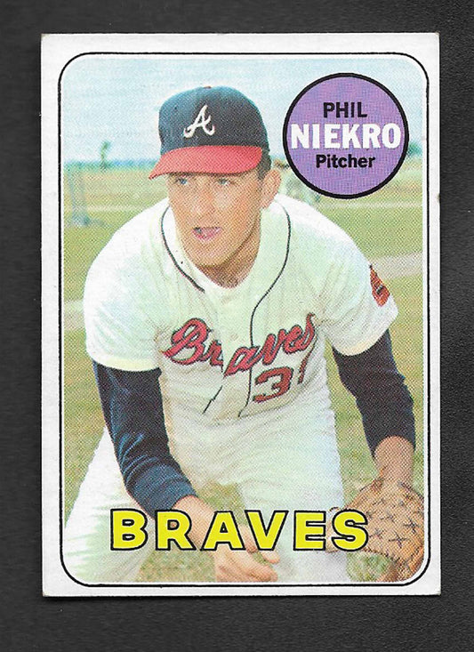Niekro 1969 topps 355.jpg